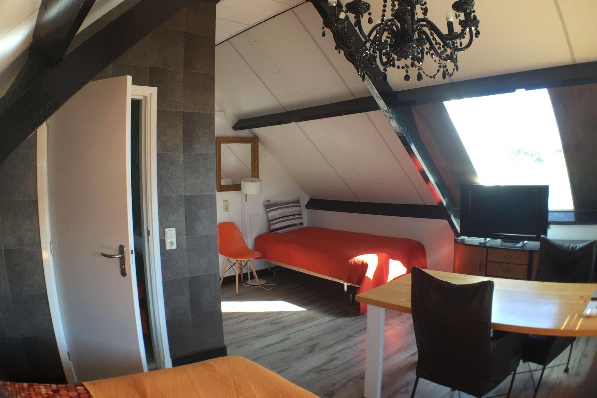 Bed&Breakfast Maasland Экстерьер фото
